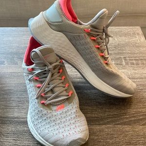 New balance Fresh Foam Lazr